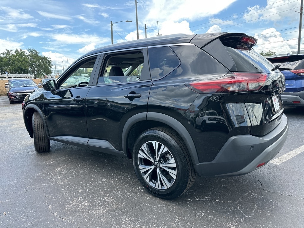 Thumbnail: 2023 Nissan Rogue - 7