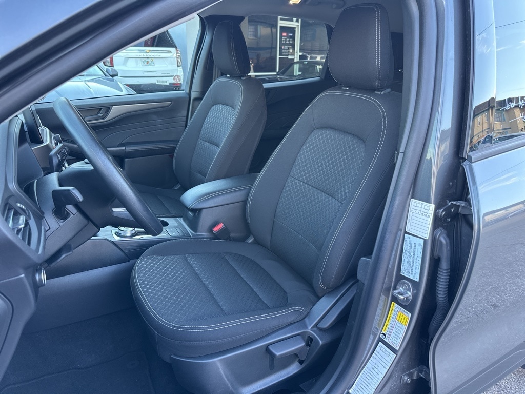 Thumbnail: 2025 Ford Escape - 17