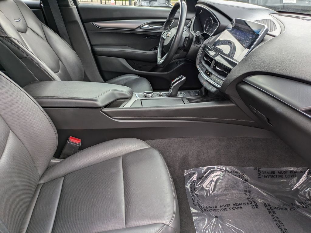 Thumbnail: 2024 Cadillac CT5 - 30