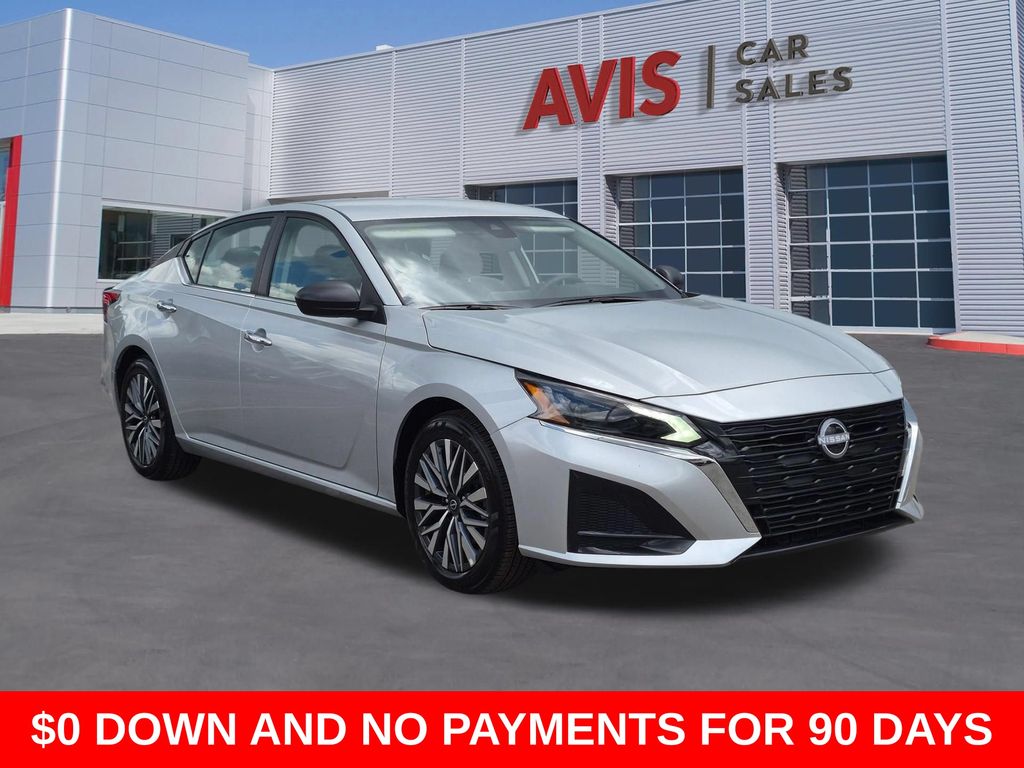 Thumbnail: 2025 Nissan Altima - 3