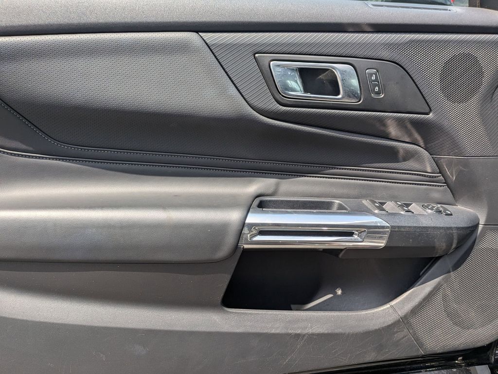 Thumbnail: 2025 Ford Mustang - 11