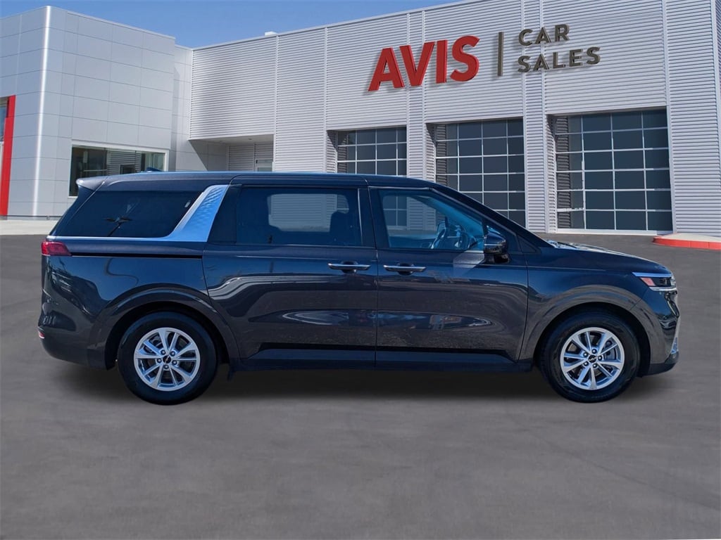 Thumbnail: 2024 Kia Carnival - 5