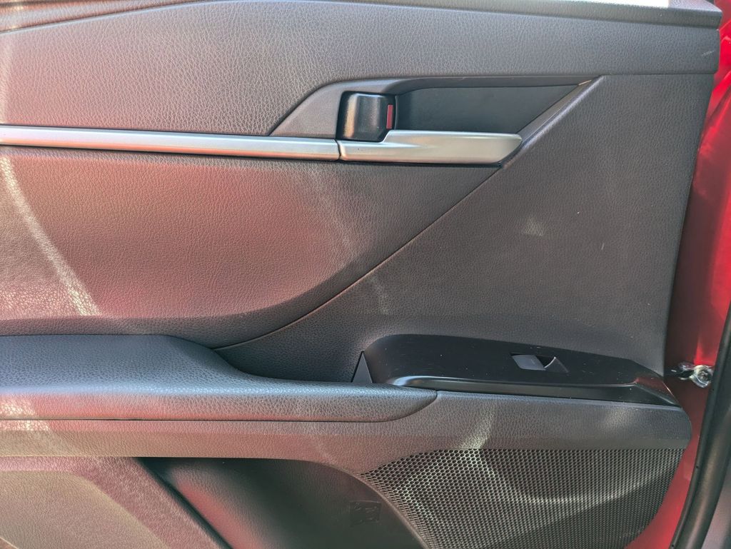 Thumbnail: 2025 Toyota Camry - 26