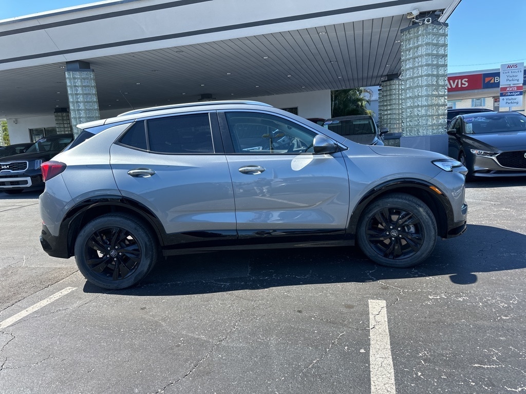 Thumbnail: 2024 Buick Encore GX - 4