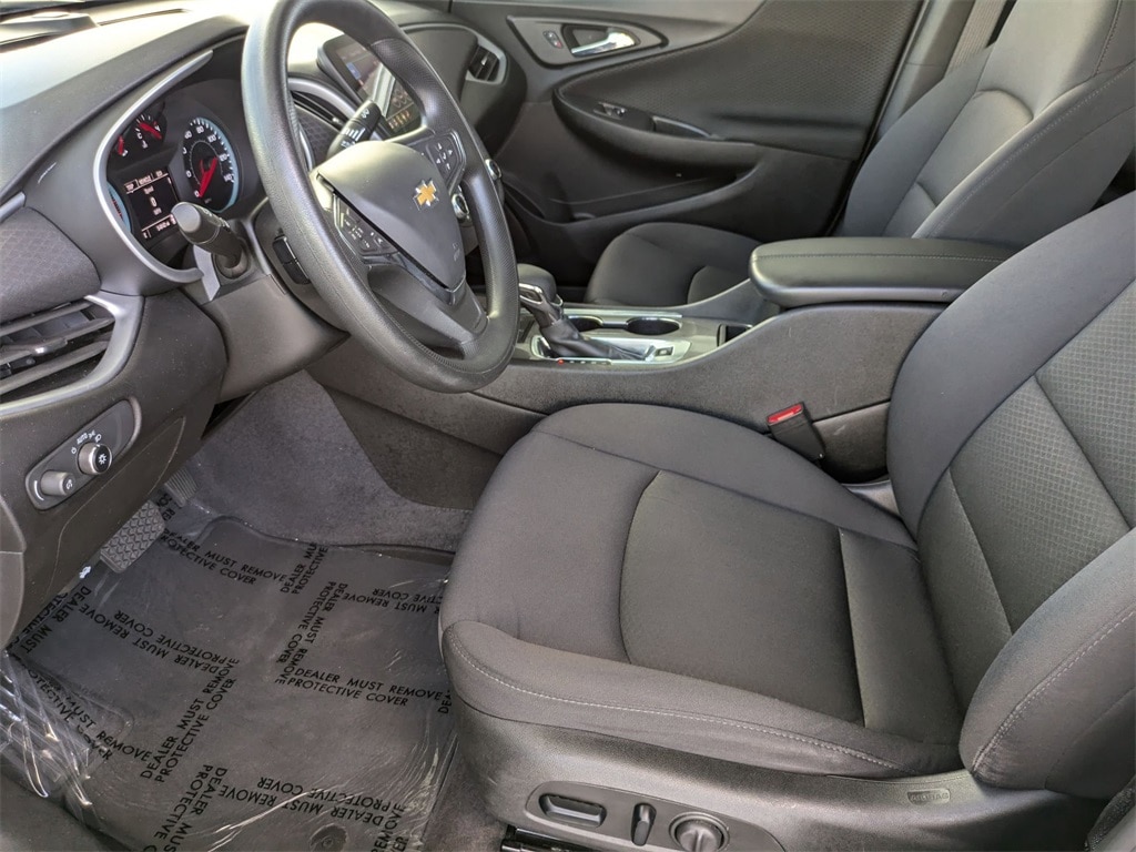 Thumbnail: 2023 Chevrolet Malibu - 23