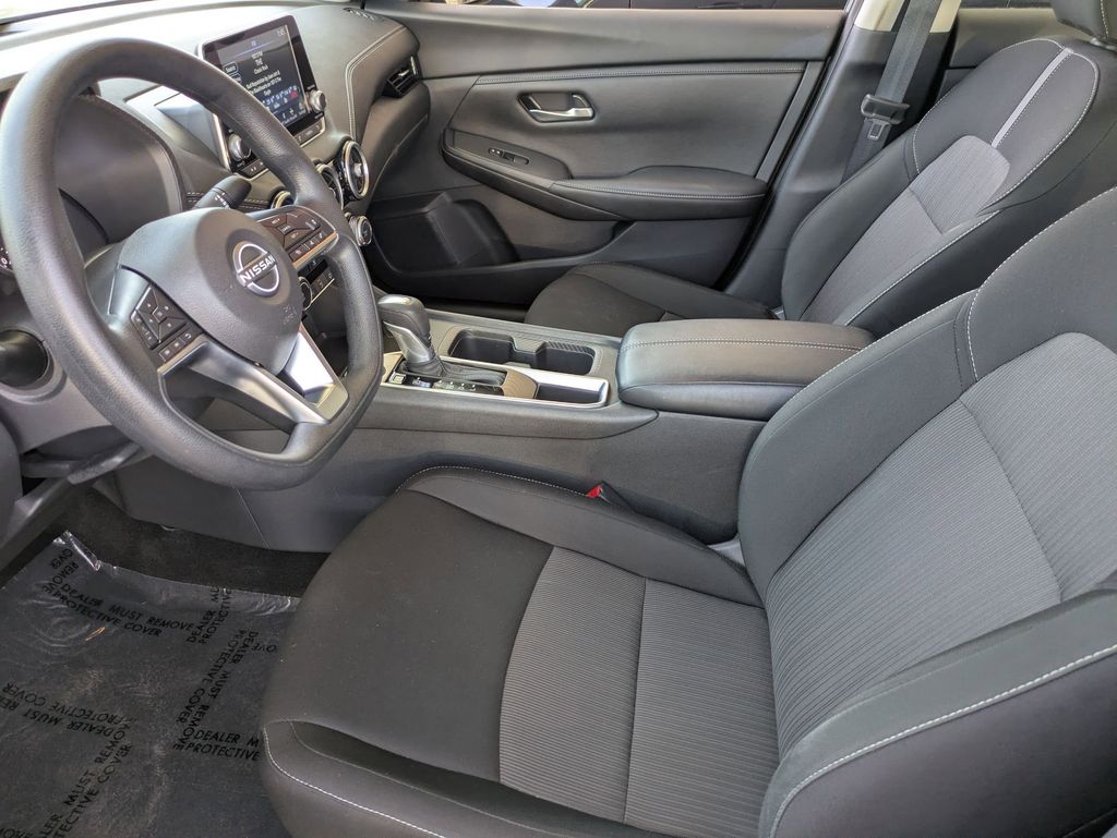 2025 Nissan Sentra SV - Photo 23