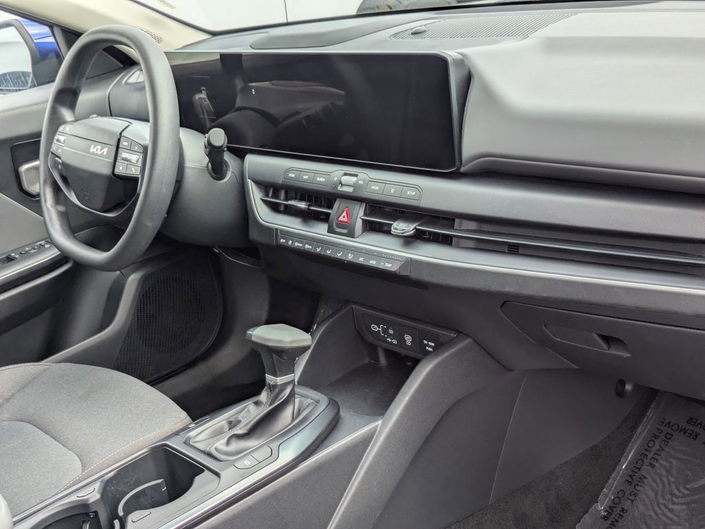 Thumbnail: 2025 Kia K4 - 30