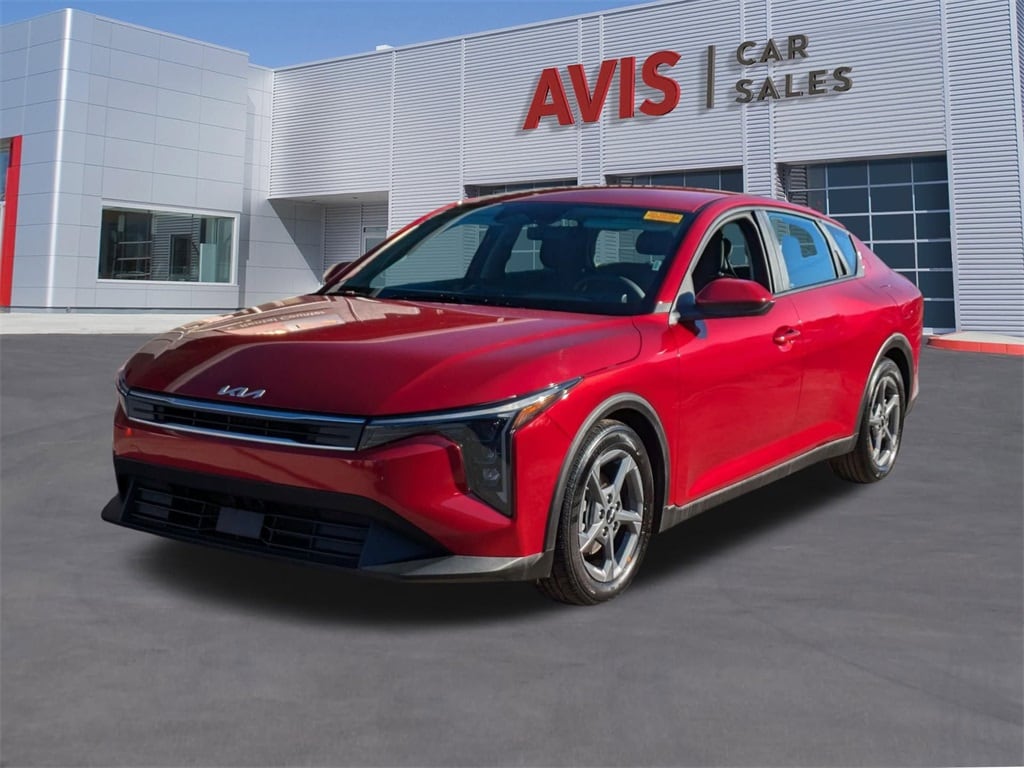 2025 Kia K4 LXS