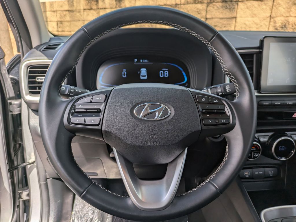 Thumbnail: 2025 Hyundai Venue - 20