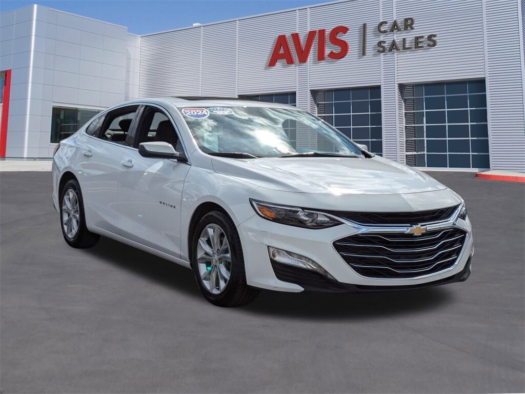 2024 Chevrolet Malibu 1LT photo 3