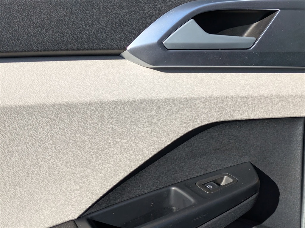 Thumbnail: 2025 Volkswagen Taos - 26