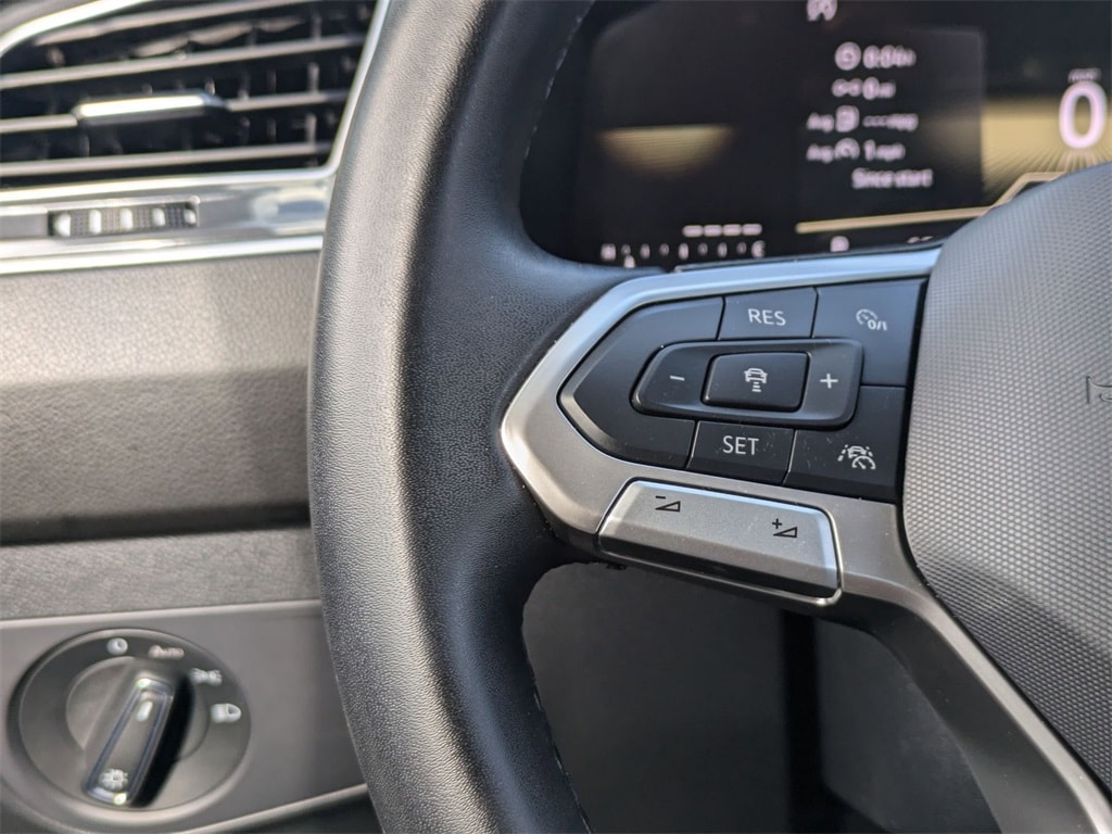 Thumbnail: 2024 Volkswagen Tiguan - 19