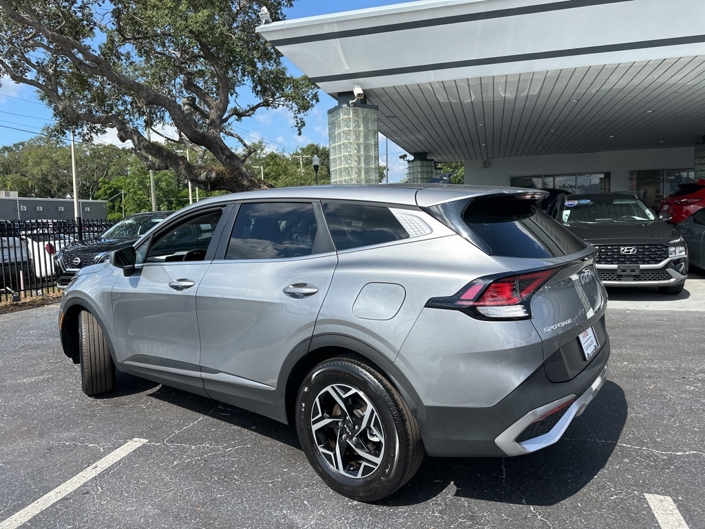 Thumbnail: 2024 Kia Sportage - 7