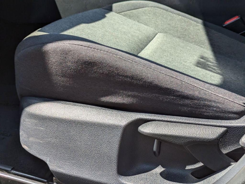 Thumbnail: 2025 Toyota Camry - 15