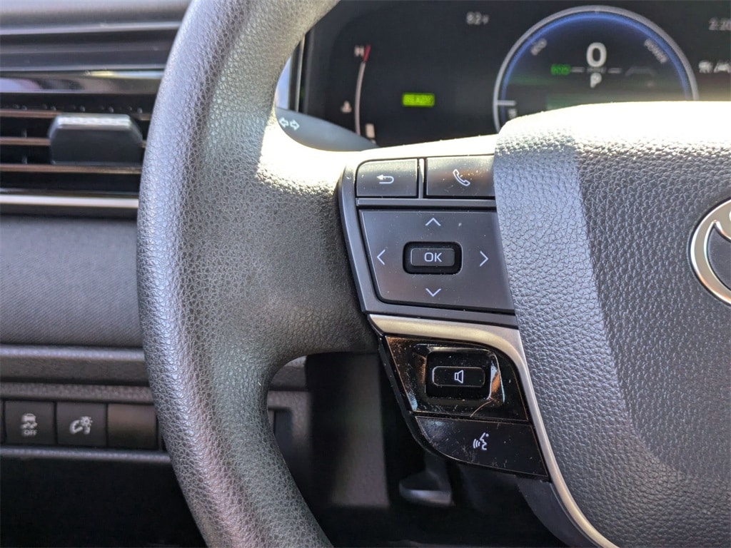 Thumbnail: 2025 Toyota Camry - 20