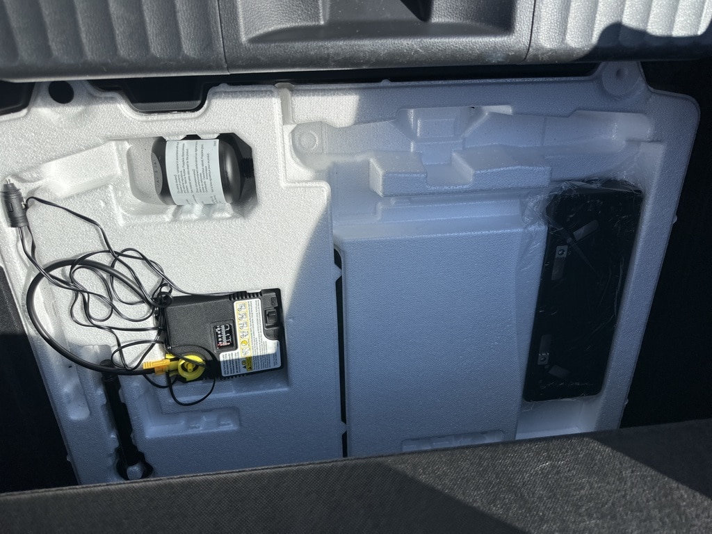 Thumbnail: 2025 Toyota Prius - 11