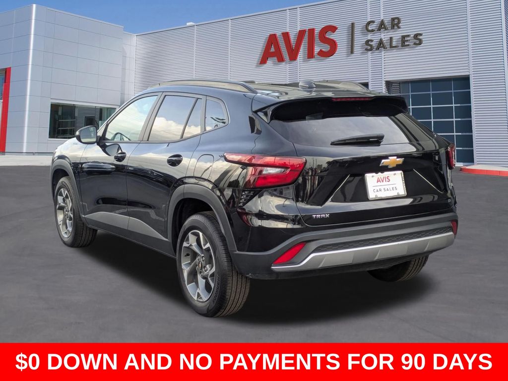 Thumbnail: 2025 Chevrolet Trax - 9