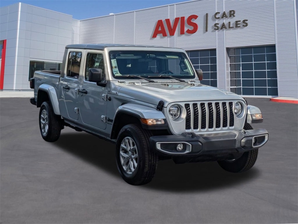 Thumbnail: 2023 Jeep Gladiator - 3
