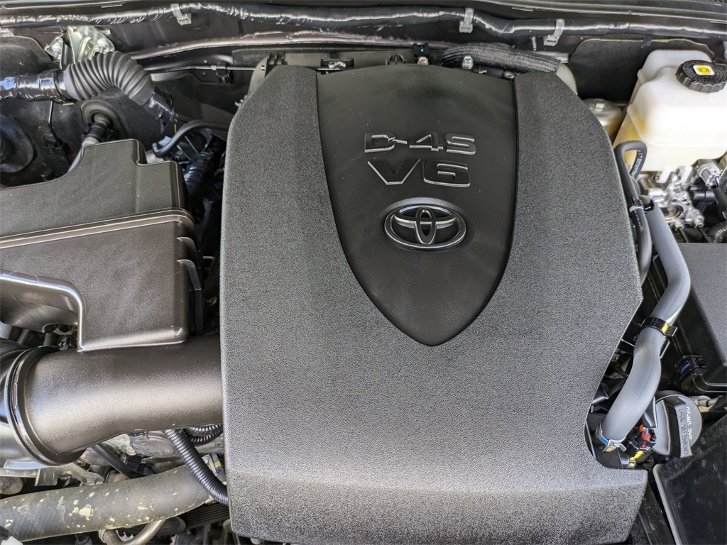 Thumbnail: 2023 Toyota Tacoma - 32