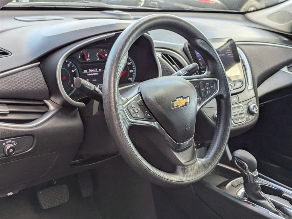 Thumbnail: 2024 Chevrolet Malibu - 11