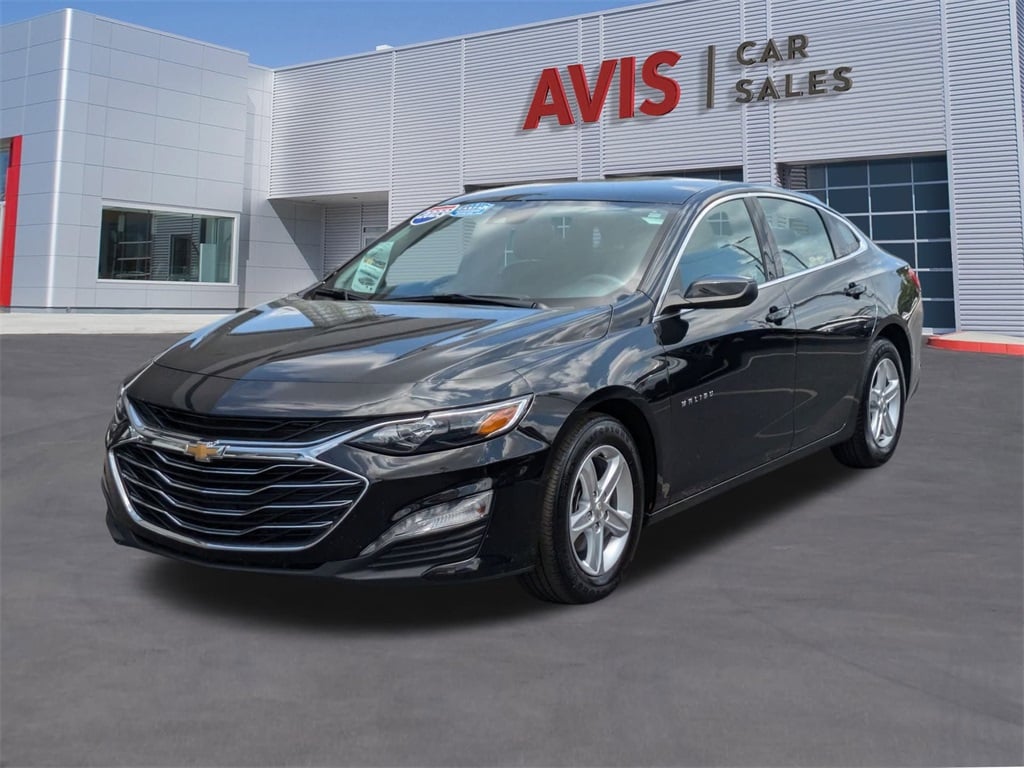 Thumbnail: 2023 Chevrolet Malibu - 1