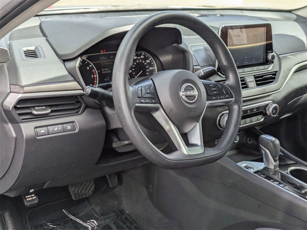 Thumbnail: 2024 Nissan Altima - 11