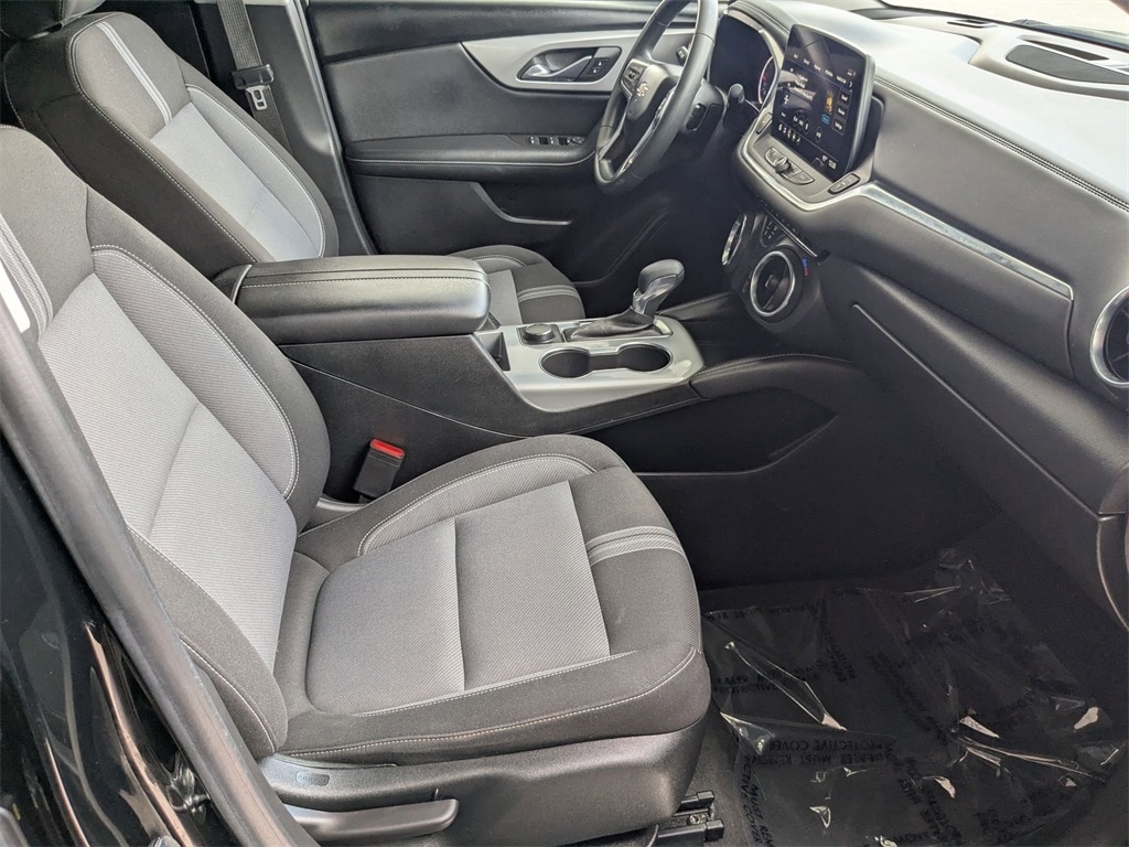 Thumbnail: 2023 Chevrolet Blazer - 35