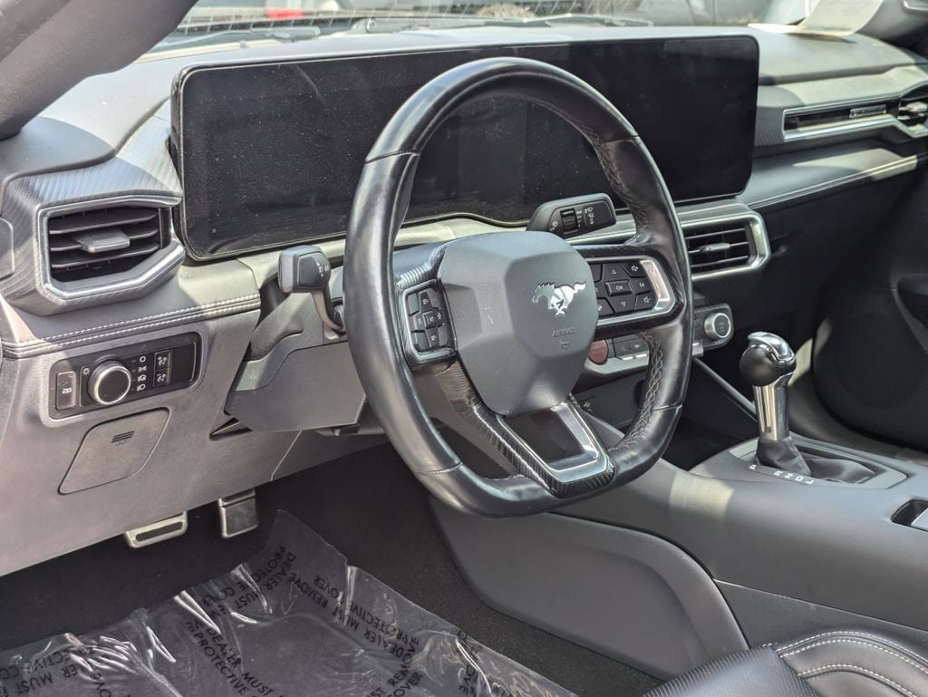 Thumbnail: 2025 Ford Mustang - 14