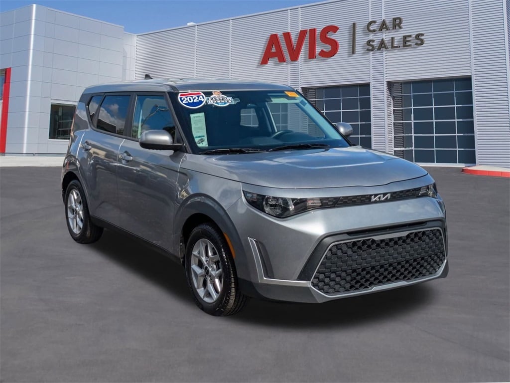 Certified 2024 Kia Soul LX Hatchback