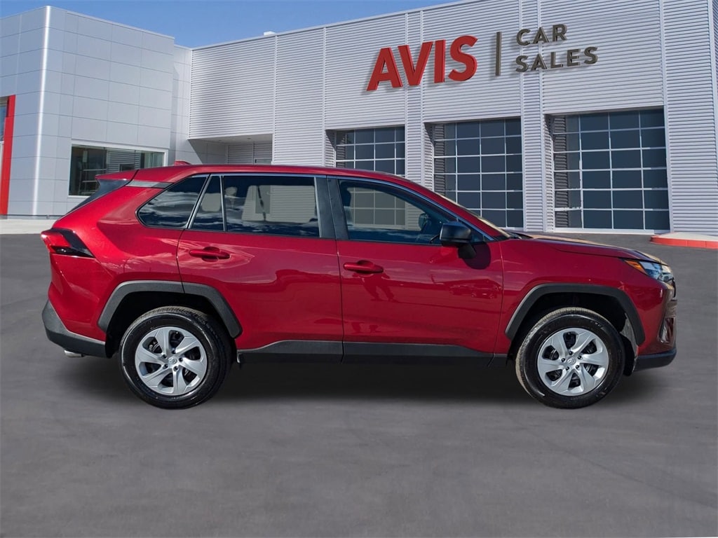 Thumbnail: 2025 Toyota RAV4 - 4
