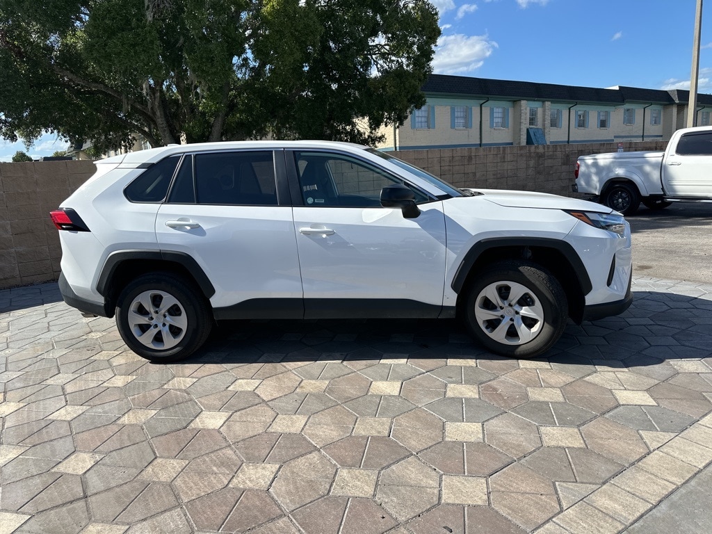 Thumbnail: 2025 Toyota RAV4 - 4