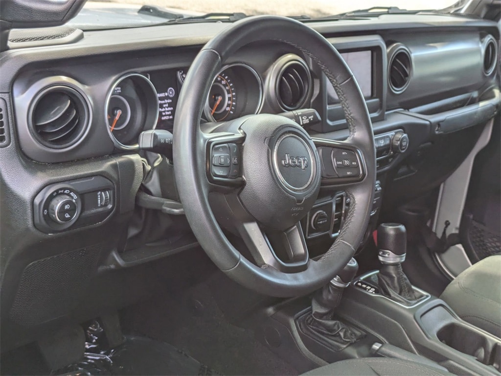 Thumbnail: 2023 Jeep Gladiator - 14