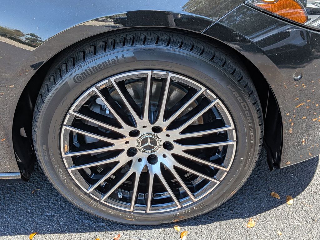 Thumbnail: 2025 Mercedes-Benz C-Class - 33