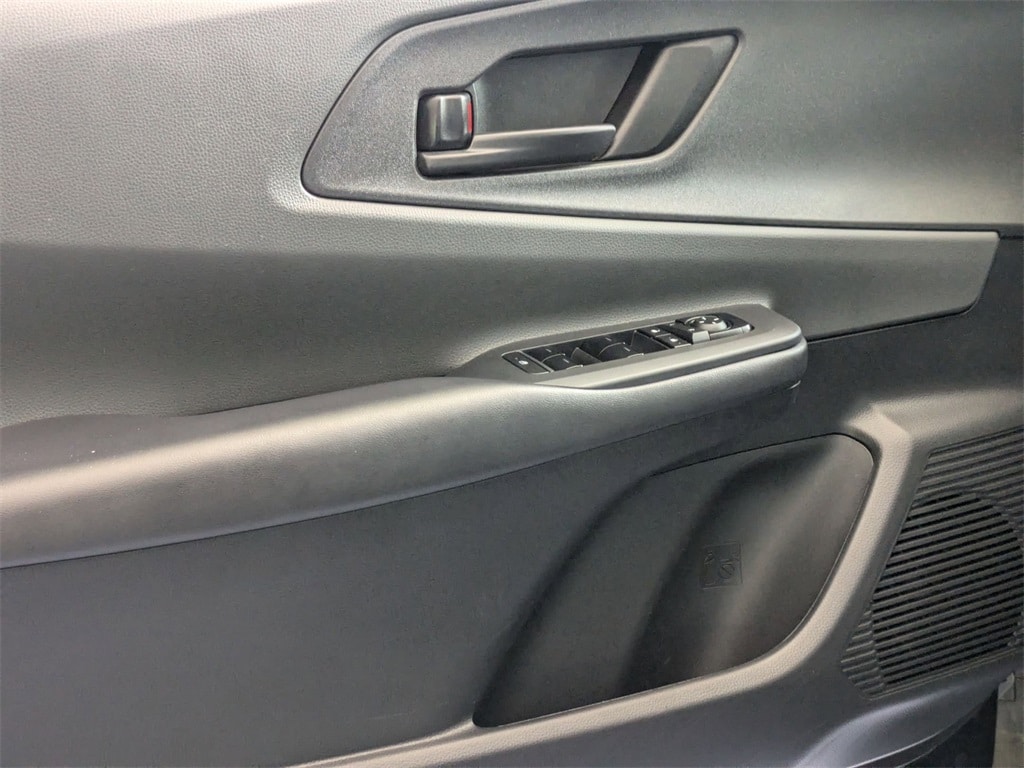 Thumbnail: 2024 Toyota Prius - 9