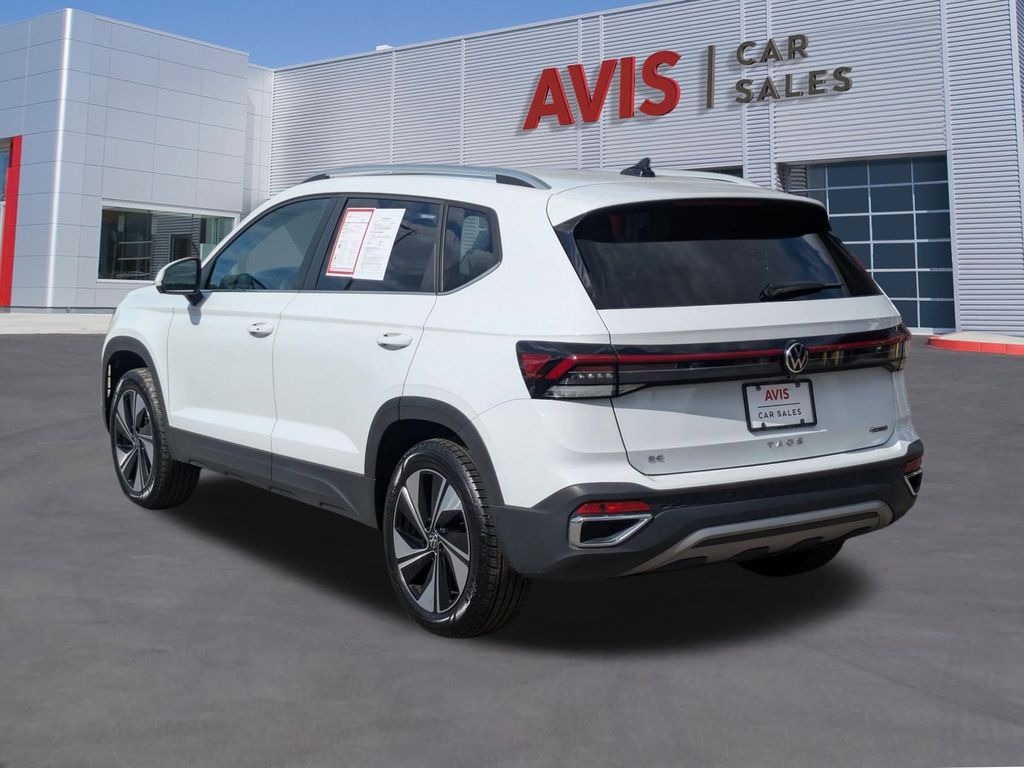 Thumbnail: 2025 Volkswagen Taos - 9