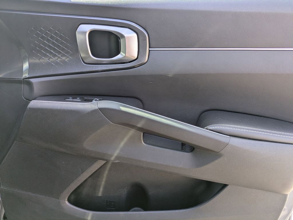 Thumbnail: 2024 Kia Sorento - 33