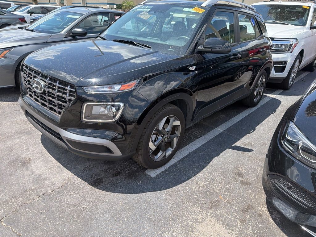 2025 Hyundai Venue SEL