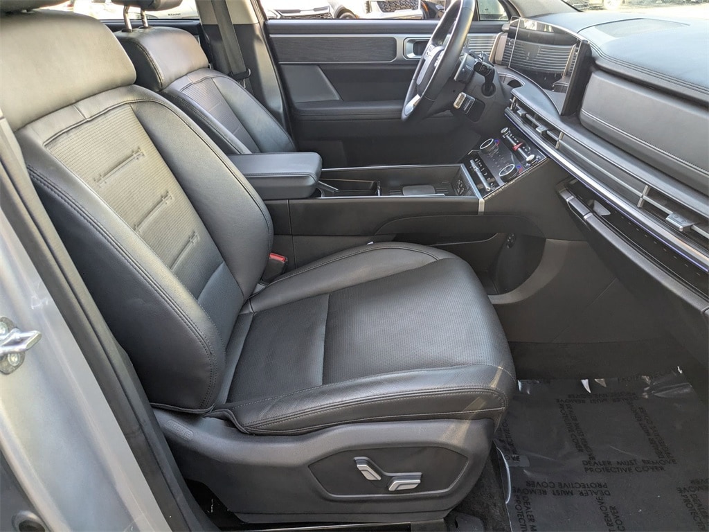 Thumbnail: 2025 Hyundai Santa Fe - 32