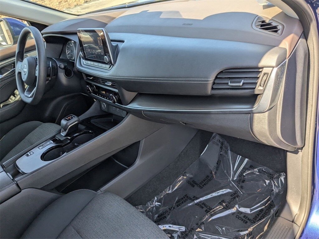 Thumbnail: 2023 Nissan Rogue - 32