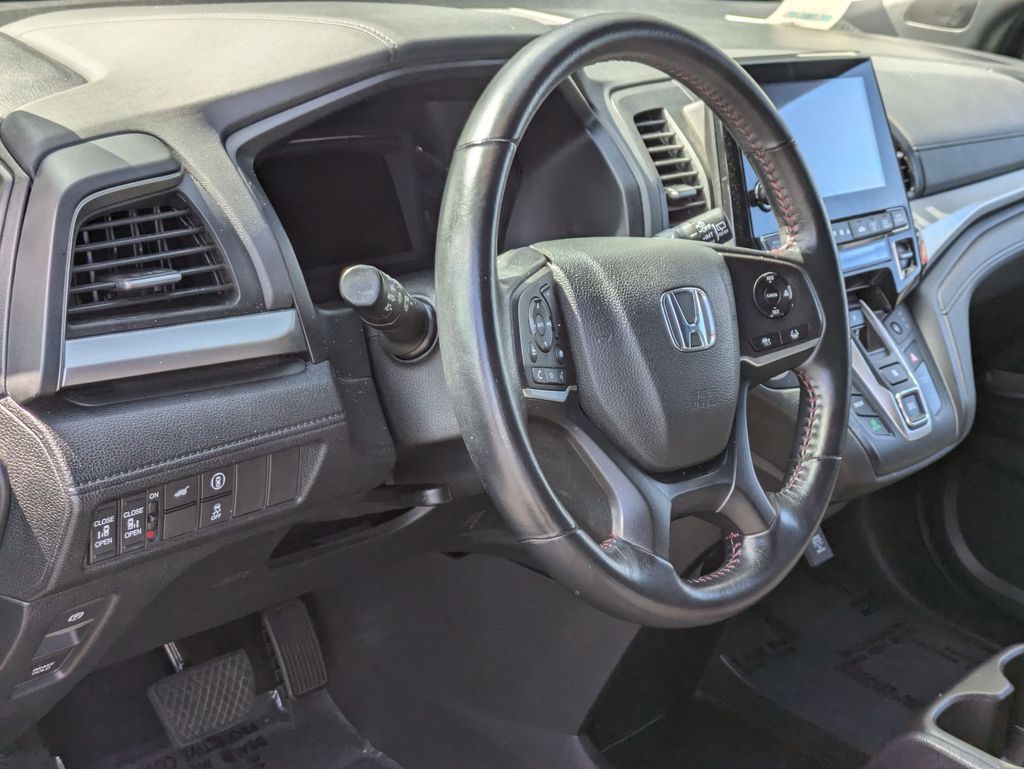 2024 Honda Odyssey SPORT - Photo 14
