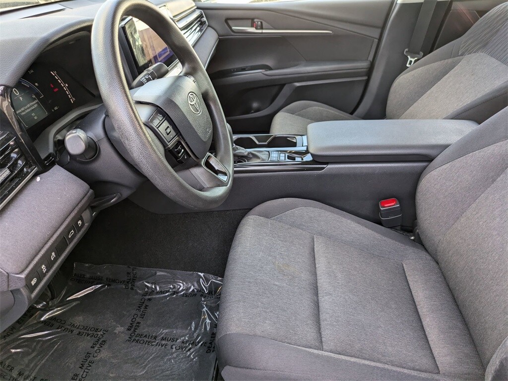 Thumbnail: 2025 Toyota Camry - 24