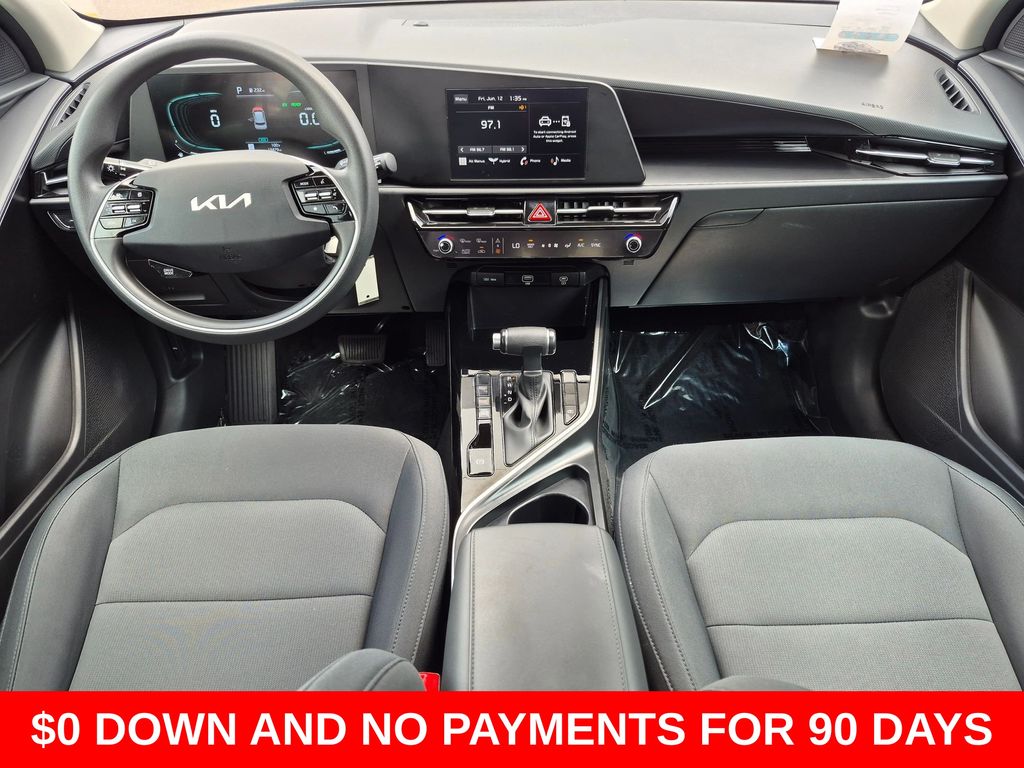 Thumbnail: 2025 Kia Niro - 22