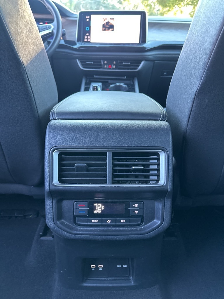 Thumbnail: 2025 Volkswagen Atlas - 15