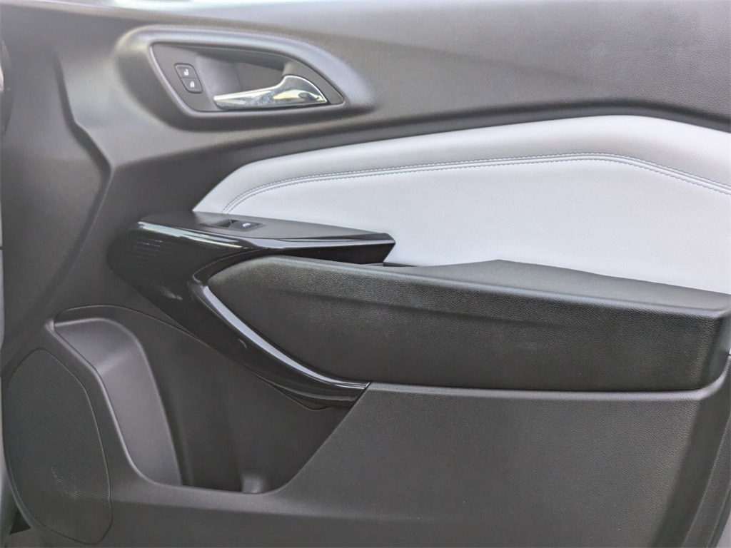 Thumbnail: 2025 Chevrolet Trax - 29