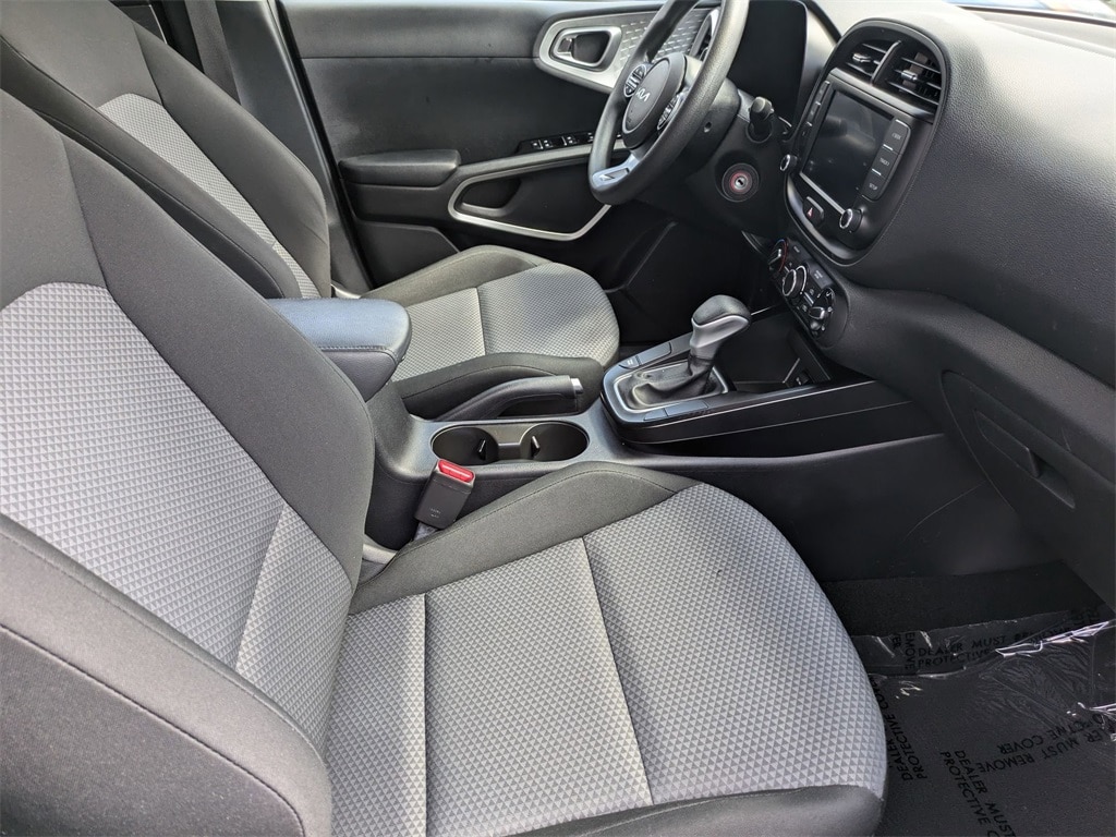 Thumbnail: 2023 Kia Soul - 30