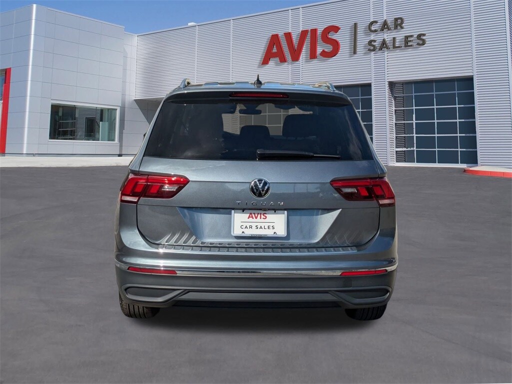 Thumbnail: 2024 Volkswagen Tiguan - 7