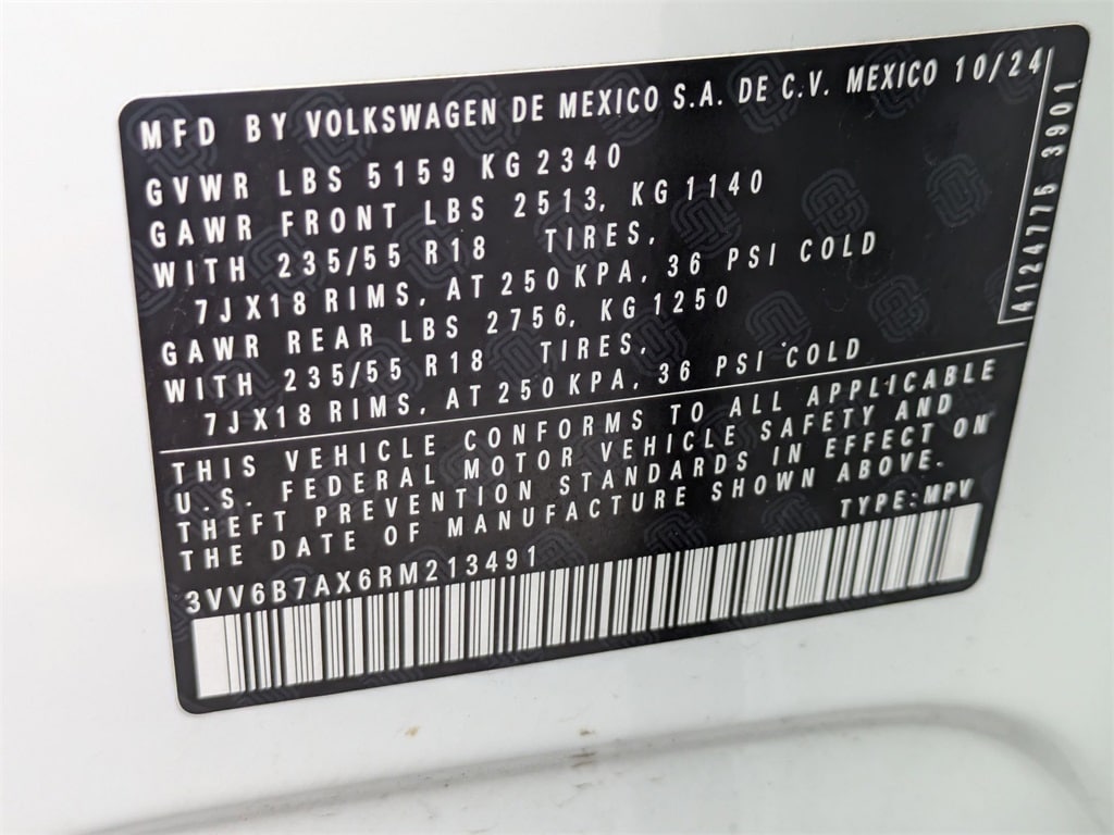 Thumbnail: 2024 Volkswagen Tiguan - 35