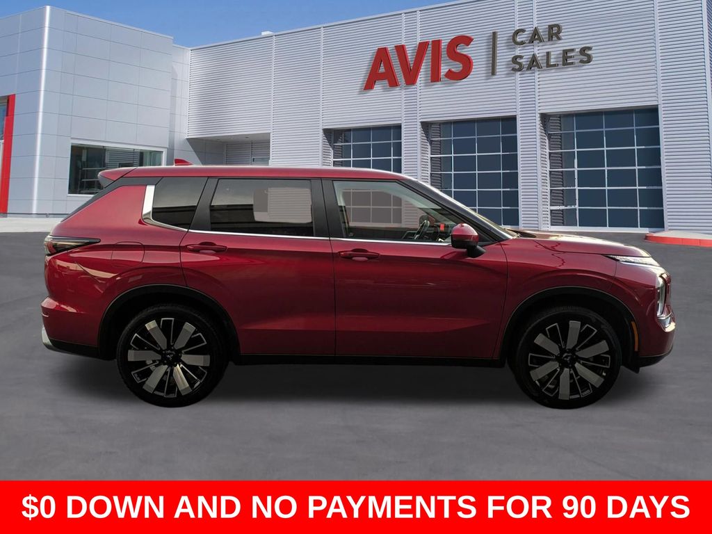 Thumbnail: 2025 Mitsubishi Outlander - 5