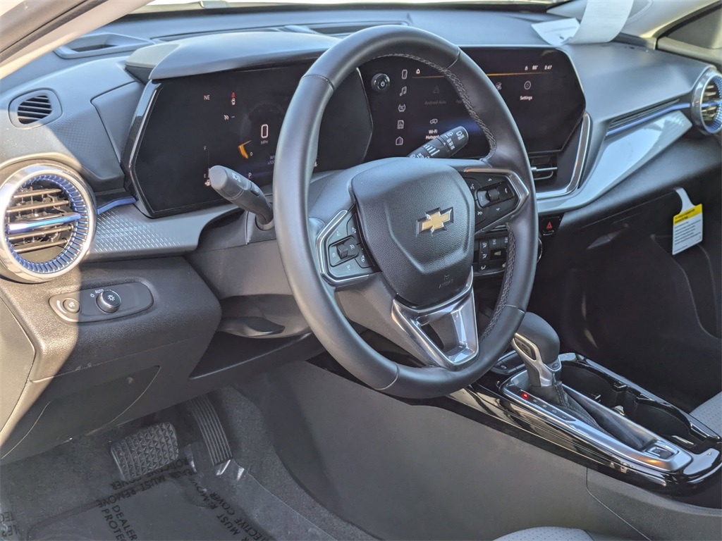 Thumbnail: 2025 Chevrolet Trax - 11