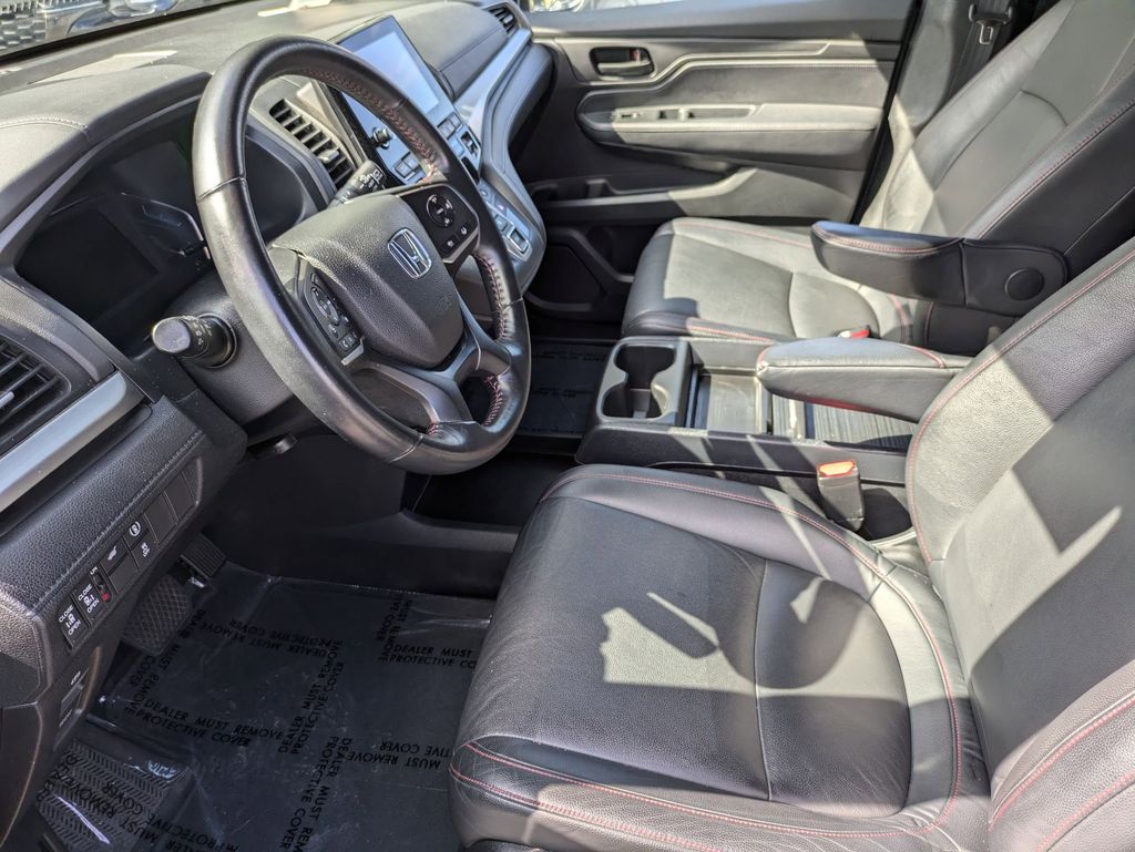 2024 Honda Odyssey SPORT - Photo 23